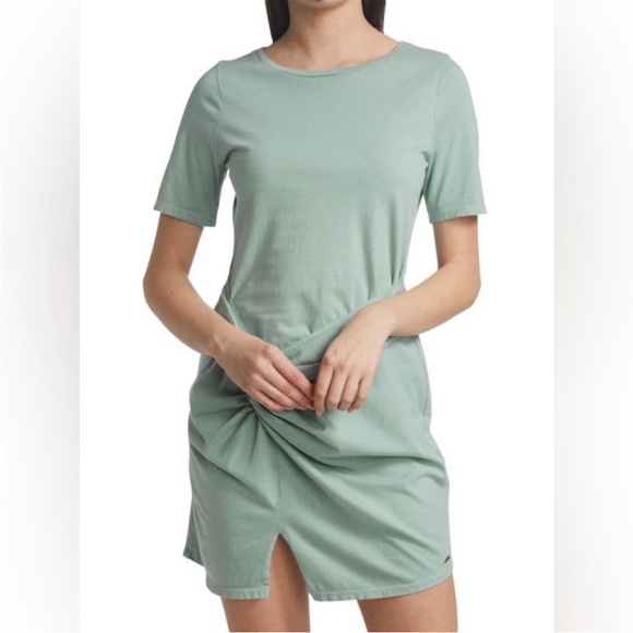 NWT N:Philanthropy June T- Shirt Dress Slate Green
$158 Retail. Size Medium. - Picture 4 of 7